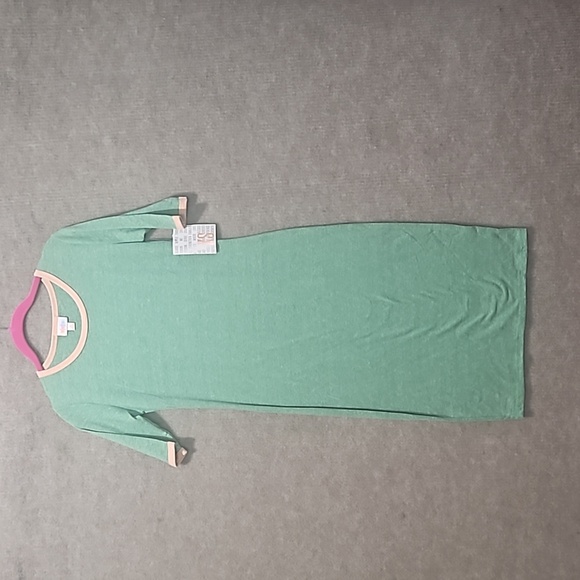 LuLaRoe Dresses & Skirts - Lularoe julia xs